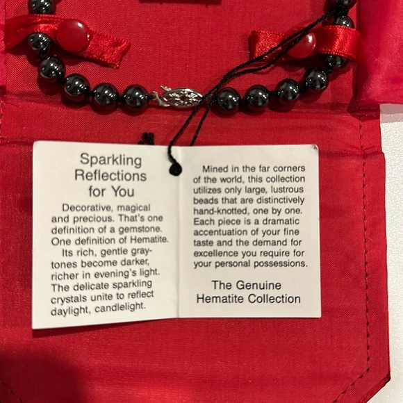 Hematite collection , Necklace, bracelet and earring set - Picture 3 of 3